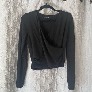 Abercrombie Black Wrap Top - Soft AF Cozy